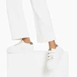 Vanessa Wu Baskets Angela Blanc Et Kaki Serpent A Plateforme