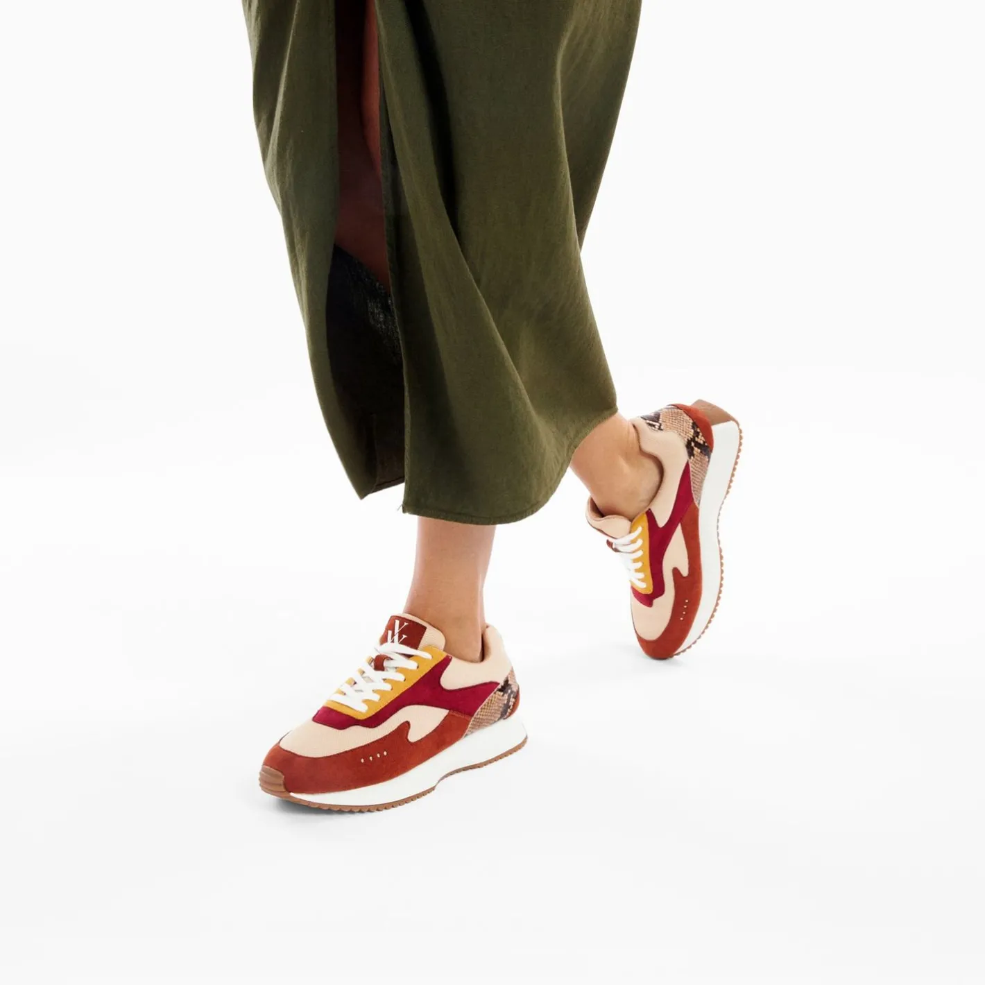 Vanessa Wu Baskets Anouk Marron Et Beige A Semelle Running Discount