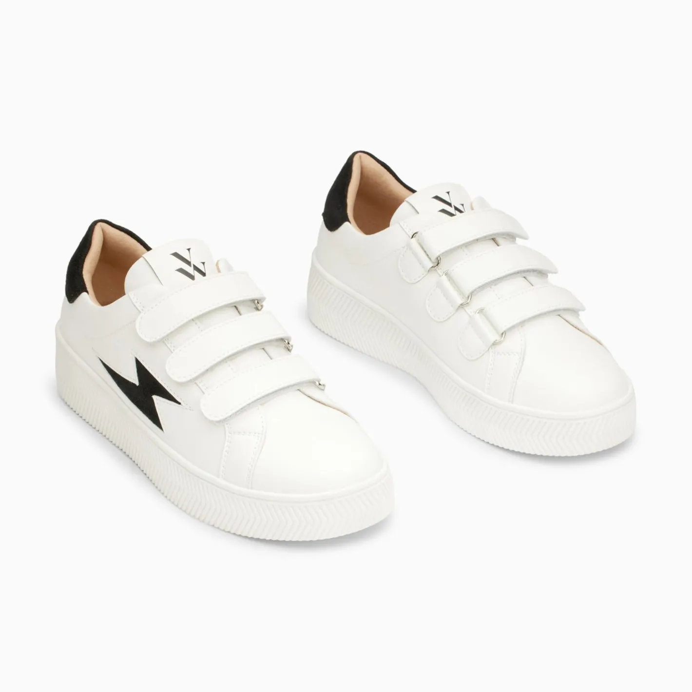 Vanessa Wu Baskets Eclair Camelia Blanc Et Noir A Scratchs Outlet