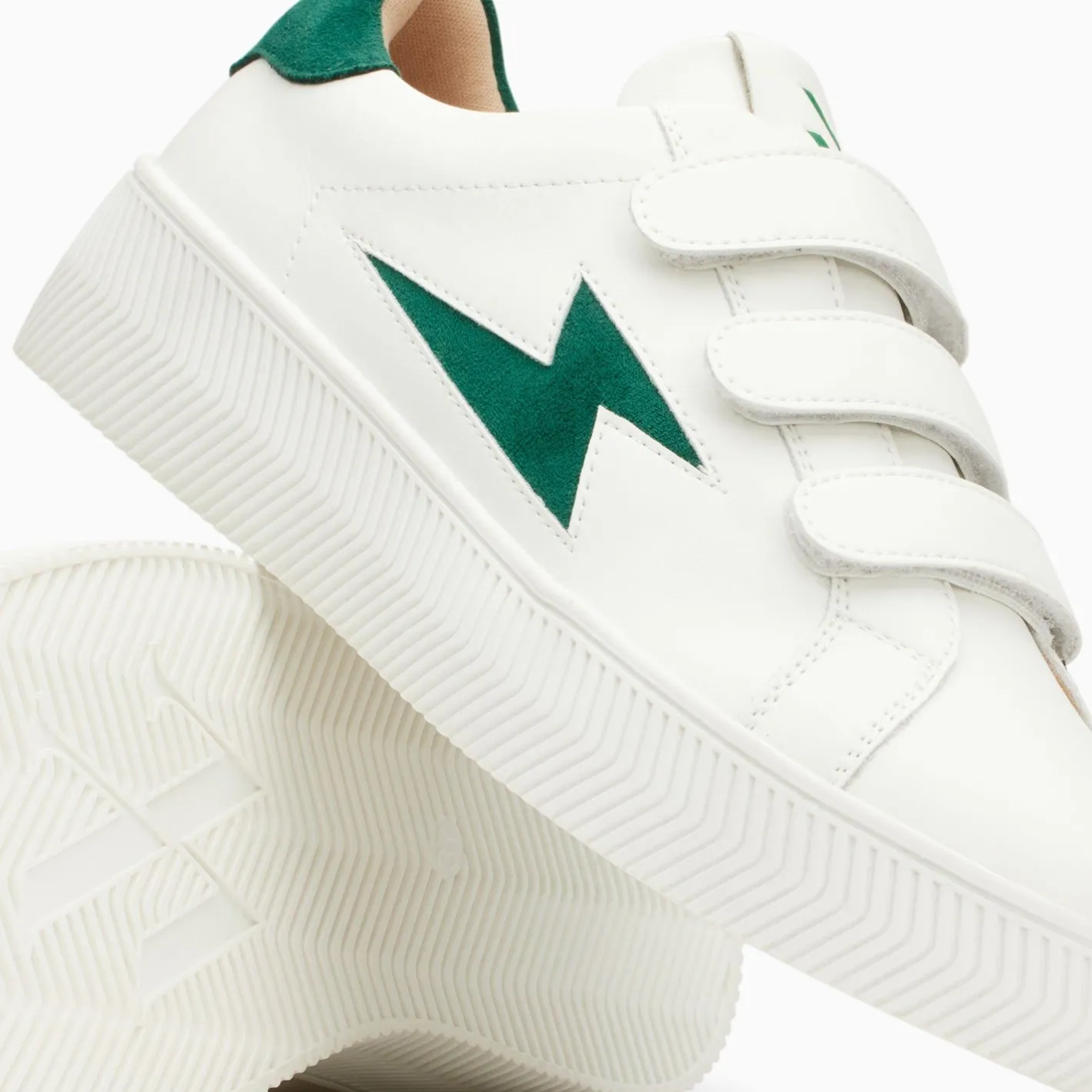 Vanessa Wu Baskets Eclair Camelia Blanc Et Vert Sapin A Scratchs Sale