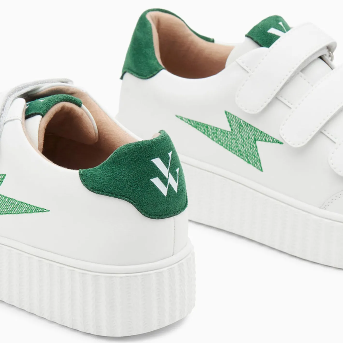 Vanessa Wu Baskets Eclair Damia Blanc Et Vert A Scratchs Outlet