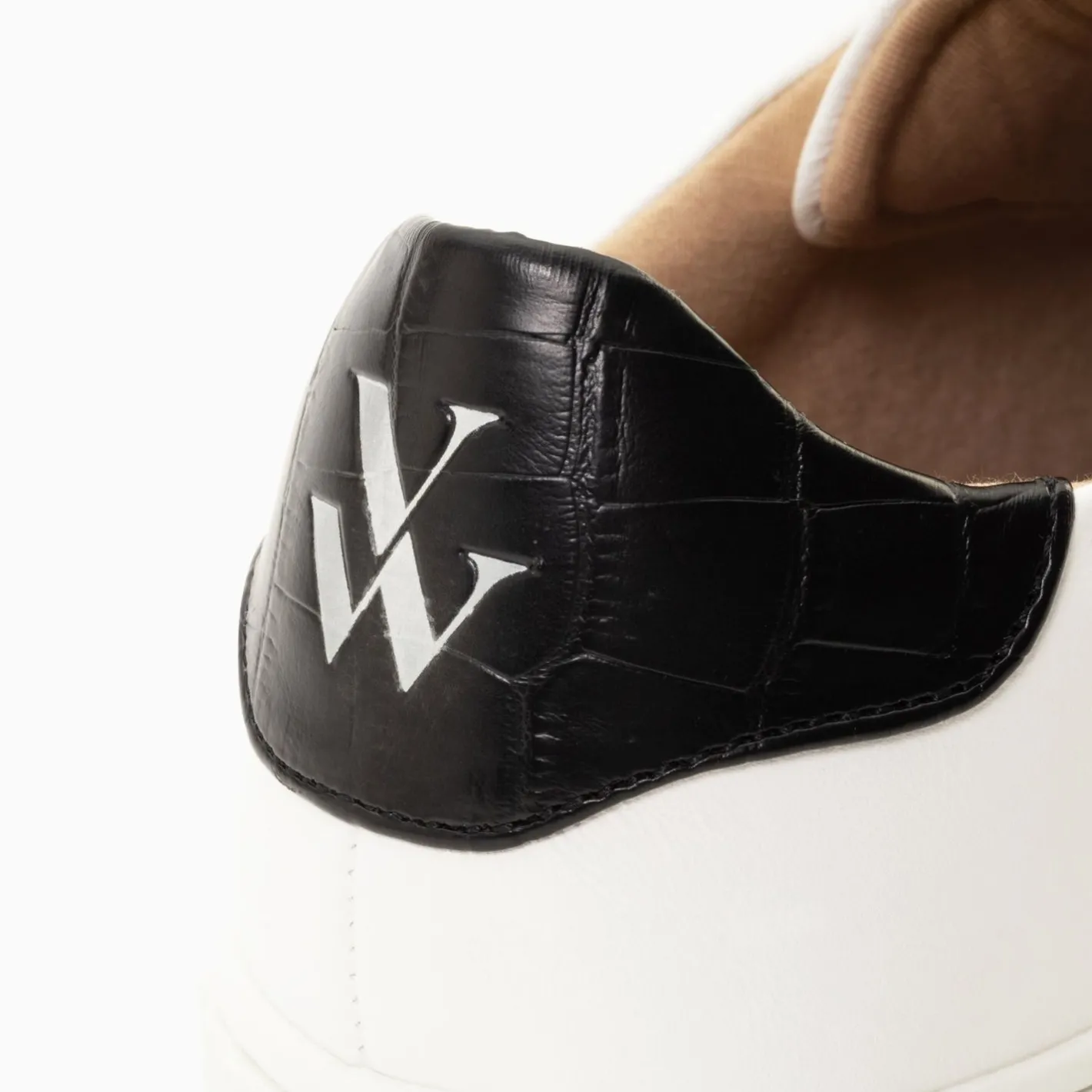 Vanessa Wu Baskets Eclair Elsa Blanc Et Noir Croco A Scratchs Online