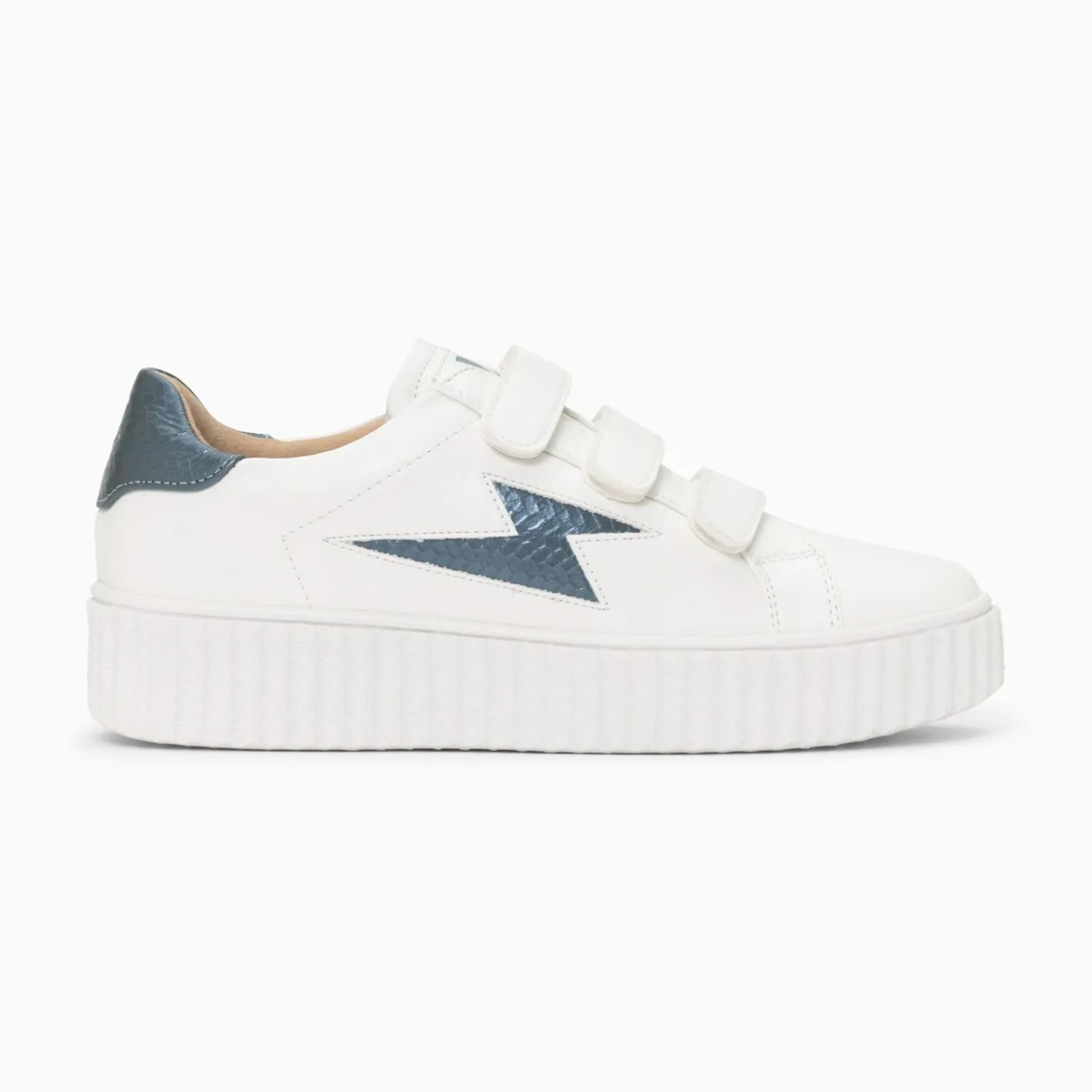 Vanessa Wu Baskets Eclair Eva Blanc Et Bleu Petrole Serpent A Scratchs
