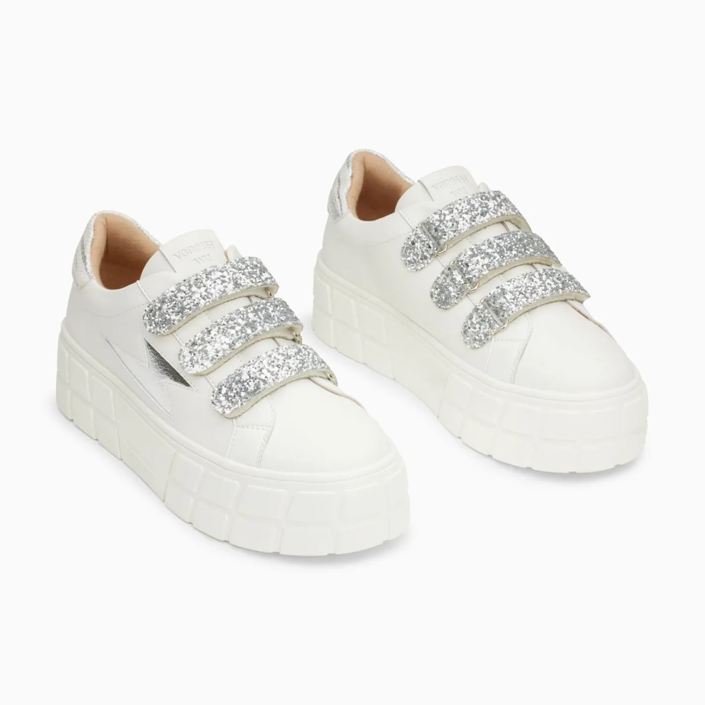 Vanessa Wu Baskets Eclair Eve Blanc Et Argent A Plateforme Discount