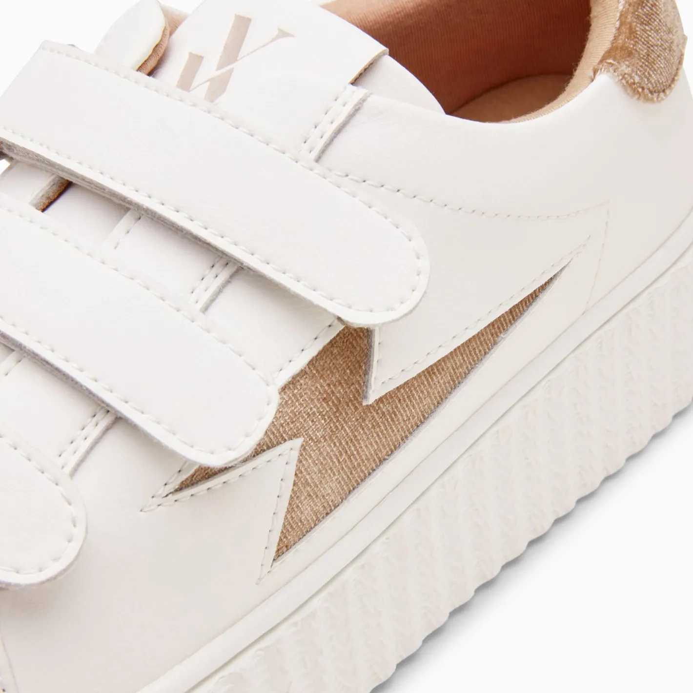 Vanessa Wu Baskets Eclair Kim Blanc Et Bronze Effet Velours A Scratchs Sale