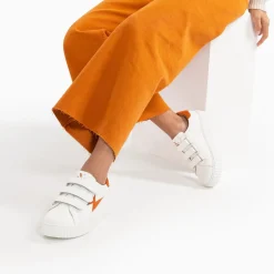 Vanessa Wu Baskets Eclair Kim Blanc Et Orange A Scratchs Online
