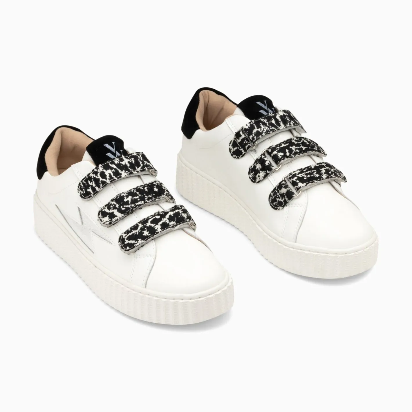 Vanessa Wu Baskets Eclair Lyanna Blanc Et Argent A Scratchs Leopard Noirs Best