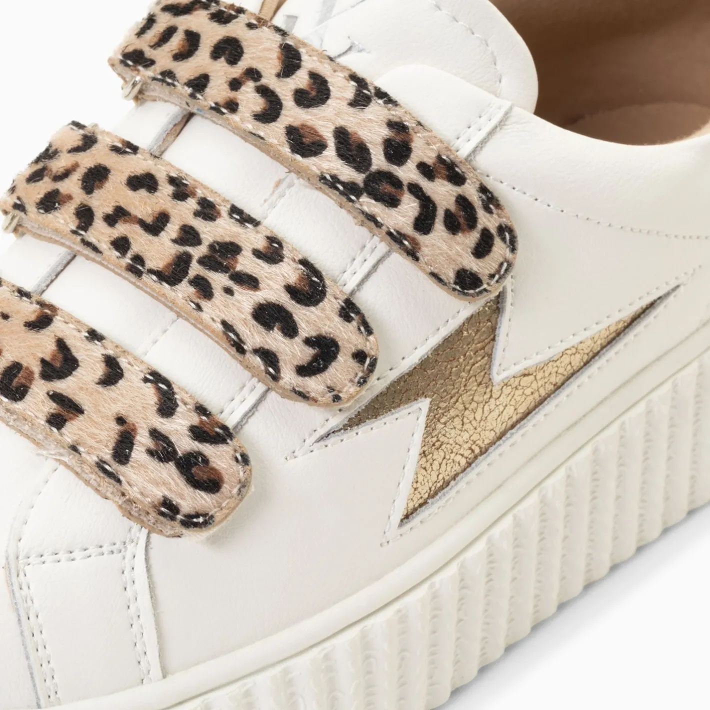 Vanessa Wu Baskets Eclair Maggie-Jane Blanc Et Or En Cuir A Scratchs Leopard Sale