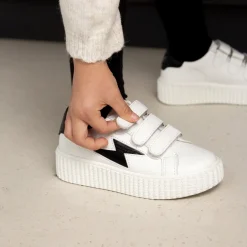 Vanessa Wu Baskets Eclair Mini Elsa Blanc Et Noir Croco A Scratchs Sale