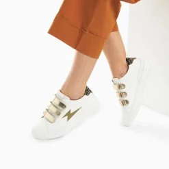 Vanessa Wu Baskets Eclair Salome Blanc Et Kaki A Scratchs Or