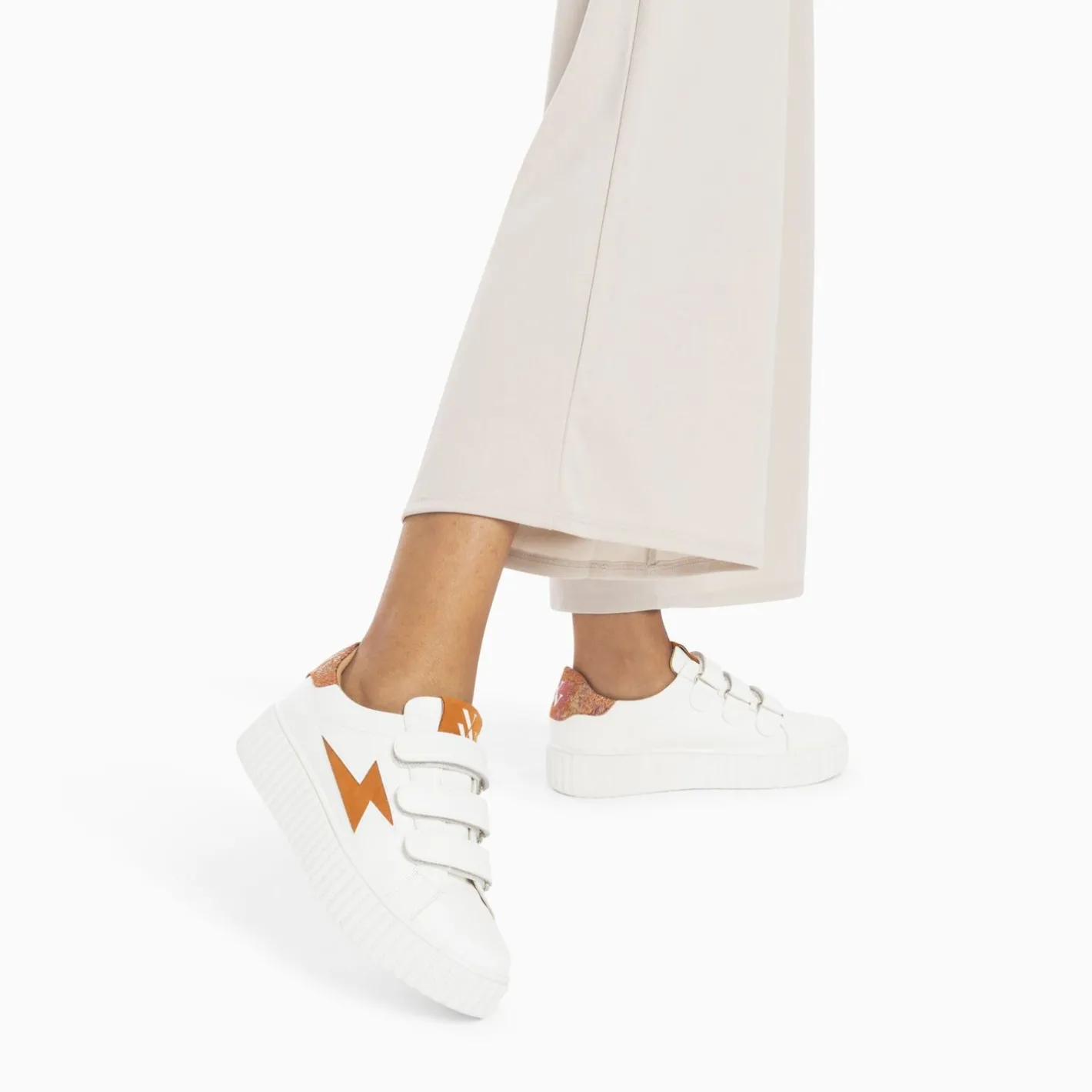 Vanessa Wu Baskets Eclair Susan Blanc Et Ocre A Scratchs Clearance