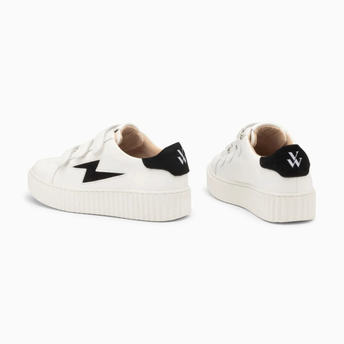 Vanessa Wu Baskets Eclair Vicky Blanc Et Noir A Scratchs Outlet