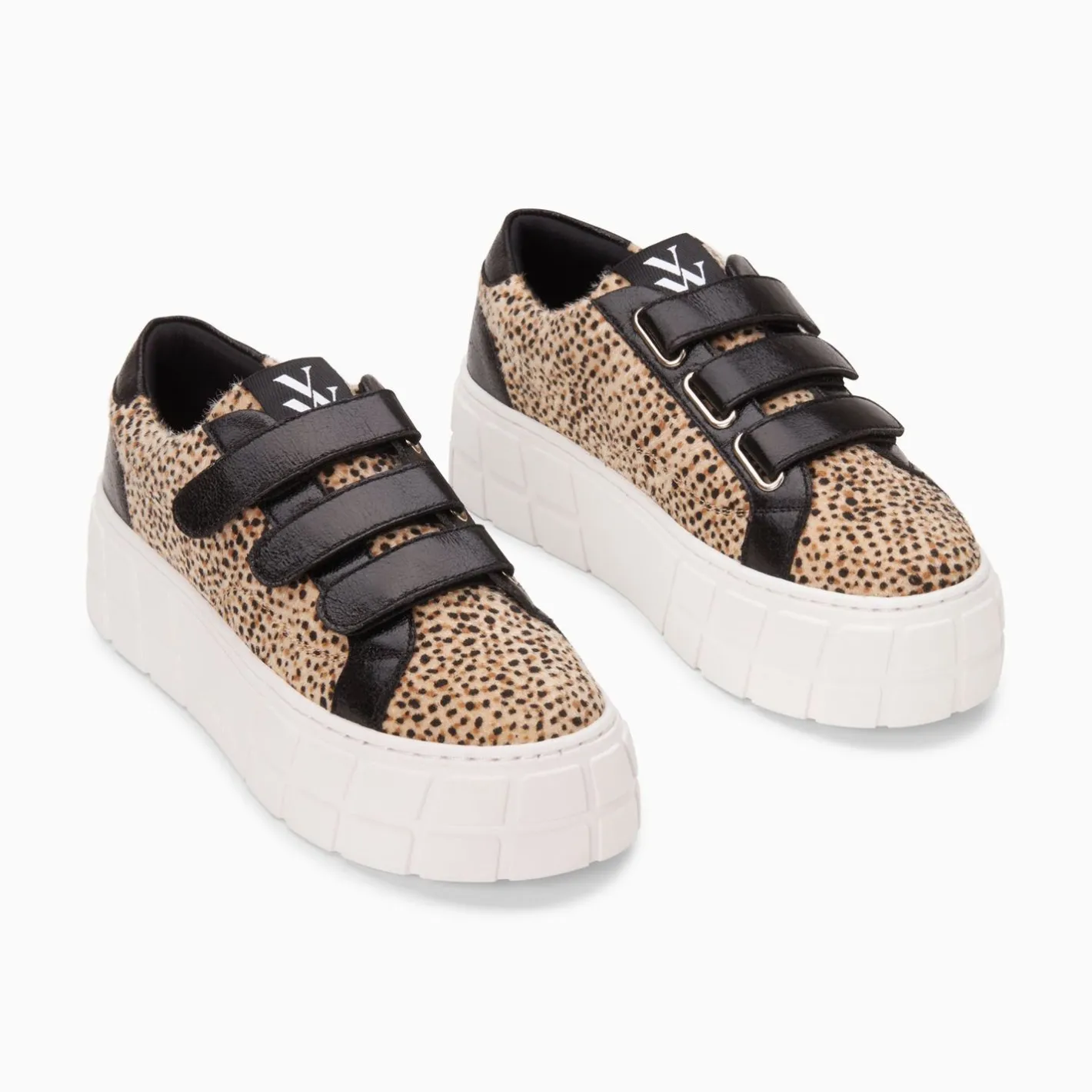 Vanessa Wu Baskets Monica Guepard A Scratchs Noirs Et Plateforme Clearance