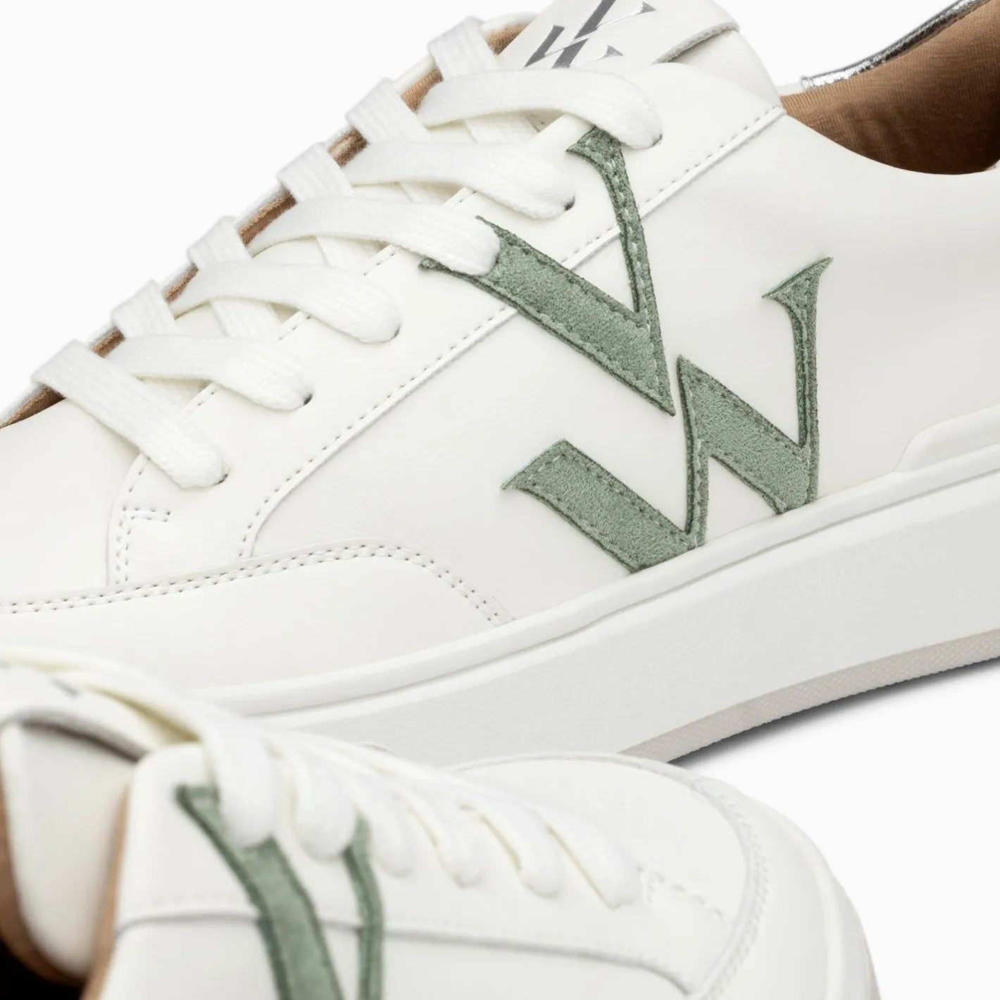 Vanessa Wu Baskets Monogramme Candice Blanc Et Vert Sale