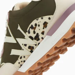Vanessa Wu Baskets Monogramme Caterina Kaki A Semelle Running Outlet