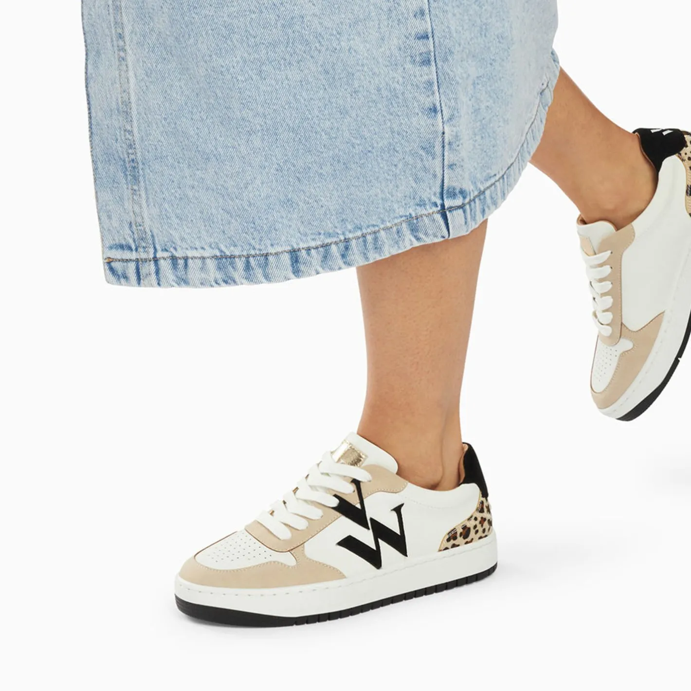 Vanessa Wu Baskets Monogramme Esmee Blanc Et Noir Clearance