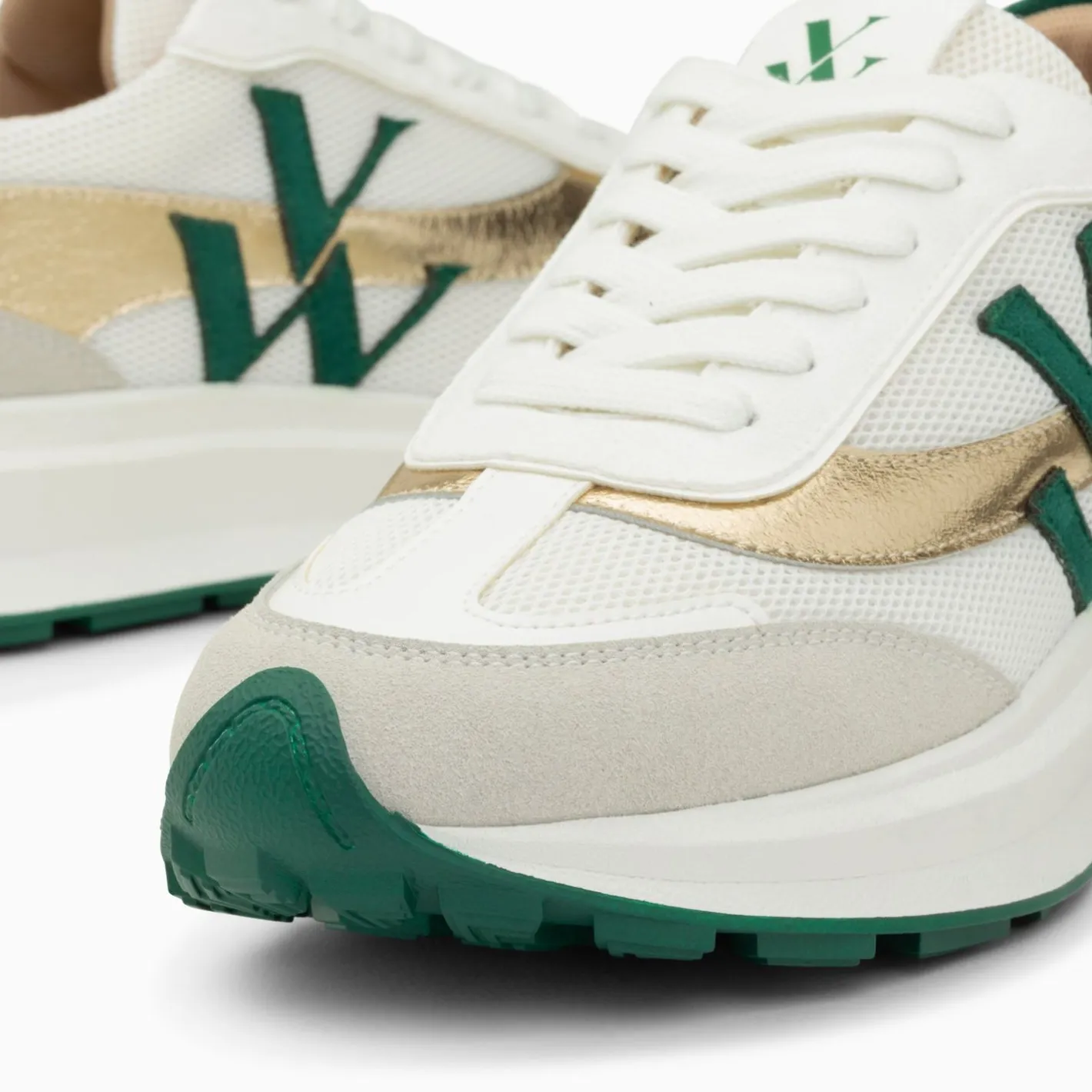 Vanessa Wu Baskets Monogramme Lana Vert Et Or A Semelle Oversize Sale