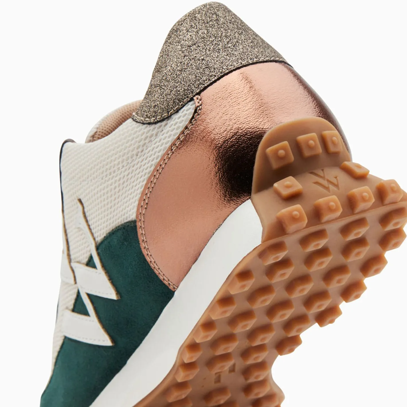 Vanessa Wu Baskets Monogramme Pia Ivoire Et Vert A Semelle Running Hot