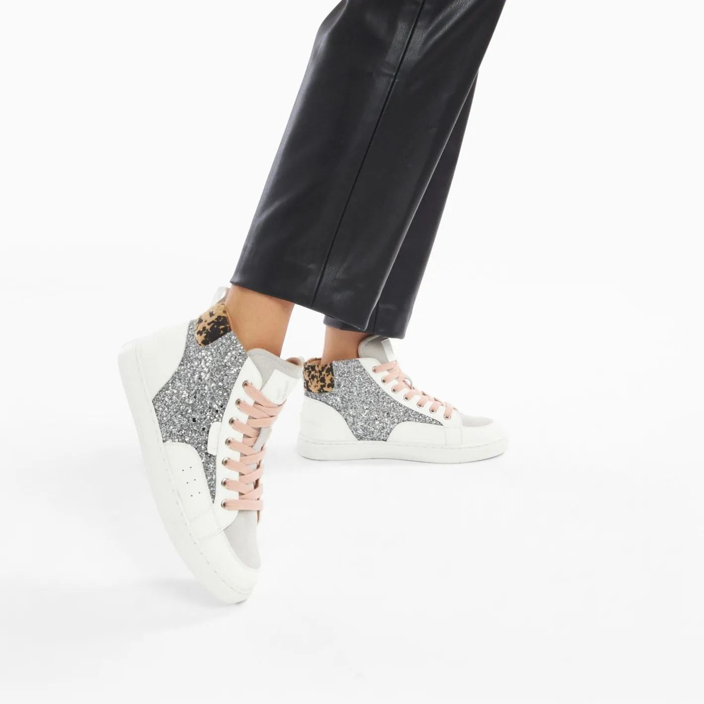 Vanessa Wu Baskets Montantes Gwen A Paillettes Argent Et Lacets Vieux Rose Hot