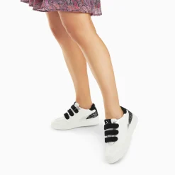 Vanessa Wu Baskets Nahia Blanc Et Argent A Scratchs Noirs Sale