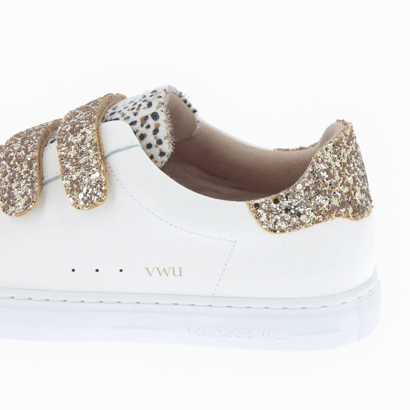 Vanessa Wu Baskets Nour Blanc Et Imprime Leopard A Scratchs Or Outlet