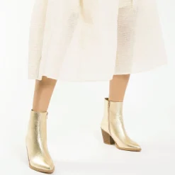 Vanessa Wu Bottines A Talon Julia Or Effet Texture Outlet