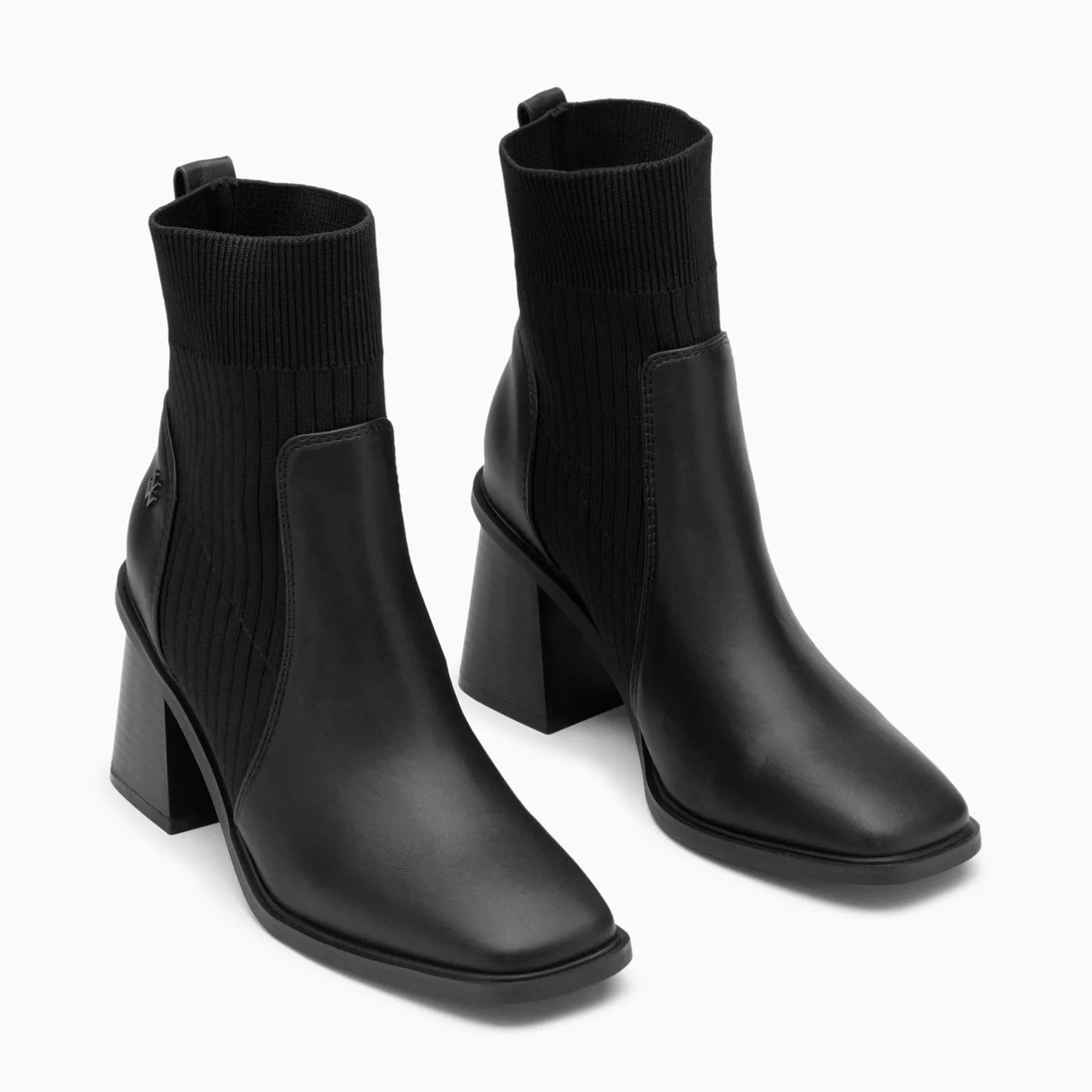 Vanessa Wu Bottines Chaussettes Jinger Noires A Talon Trapeze Best