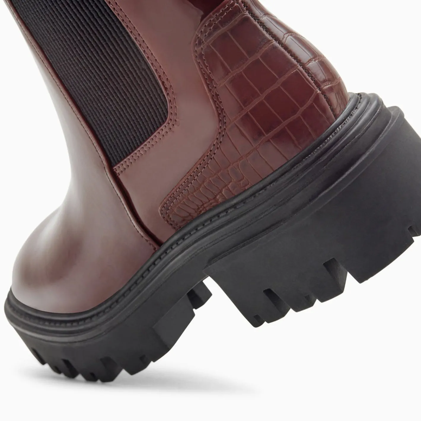 Vanessa Wu Bottines Chelsea Pamela Bordeaux Vernies A Semelle Crantee Sale