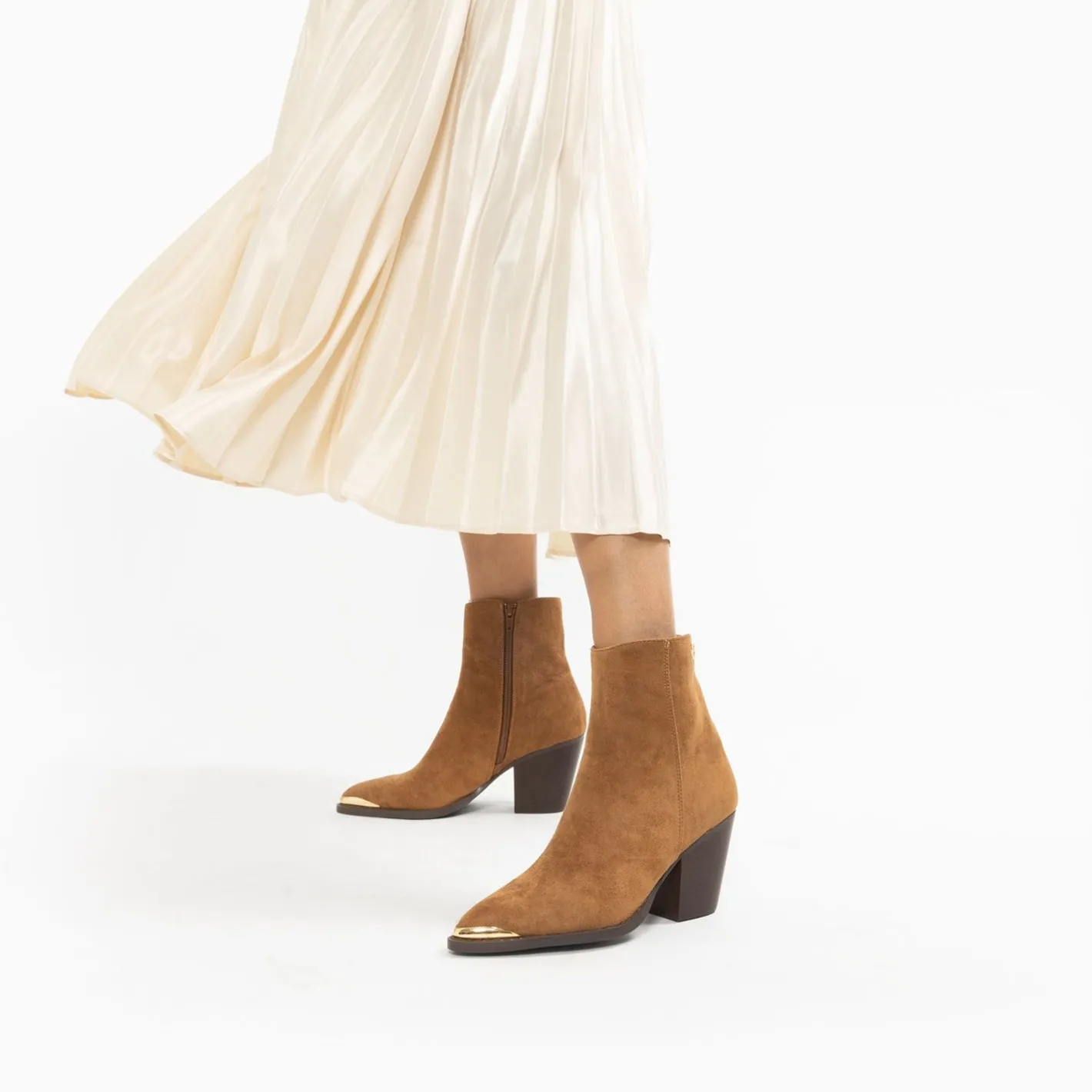 Vanessa Wu Bottines Santiags Jenn Camel A Talon Best