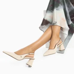 Vanessa Wu Escarpins Slingback Lara Beiges A Bout Pointu Hot