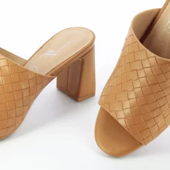 Vanessa Wu Mules A Talon Melaurie Camel Effet Tresse Clearance
