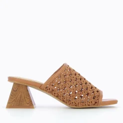 Vanessa Wu Mules A Talon Sandrine Camel Tressees Facon Cannage Outlet