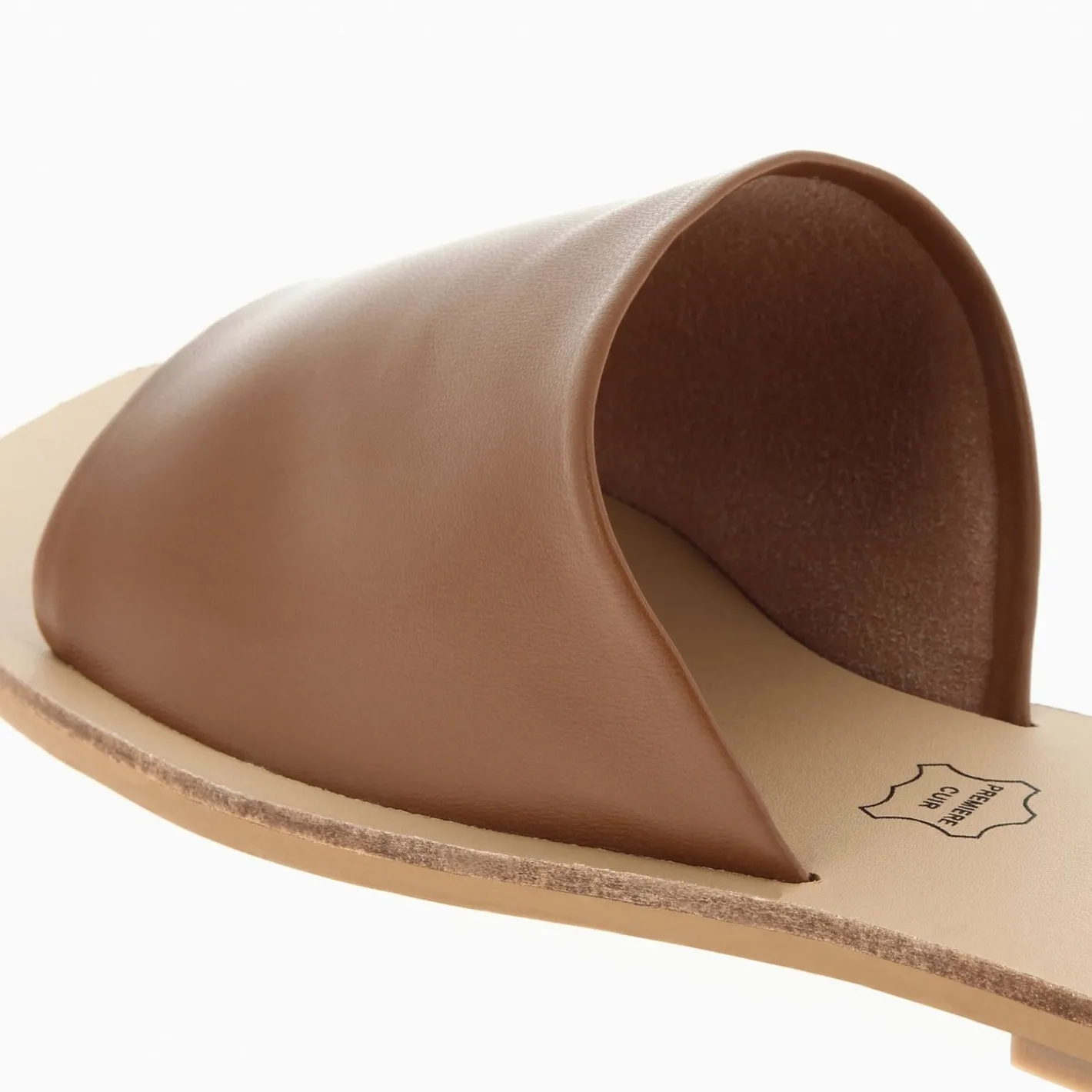 Vanessa Wu Mules Plates Sandra A Large Bride Camel Discount