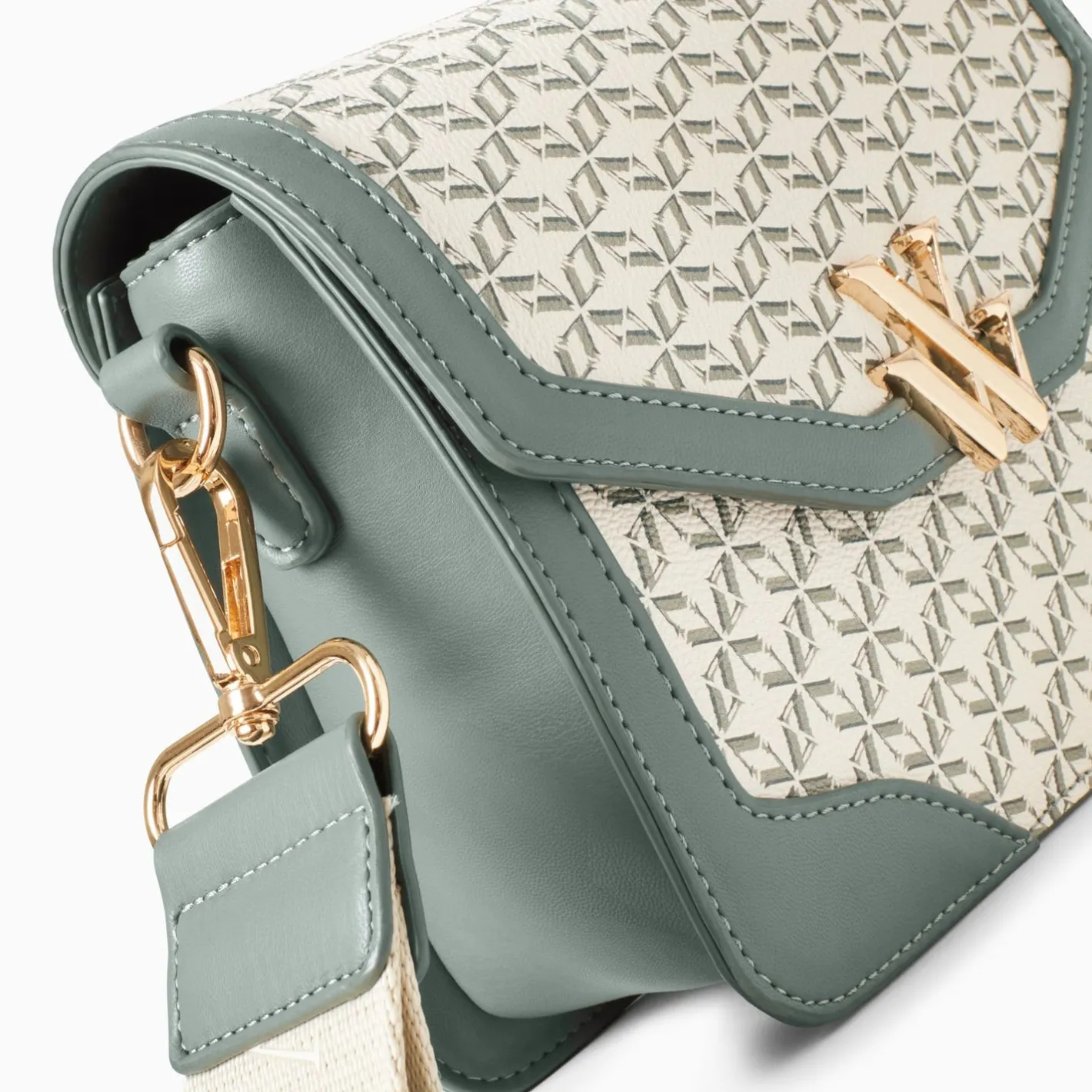 Vanessa Wu Petit Sac Cartable Karen Vert A Toile Monogramme Sale
