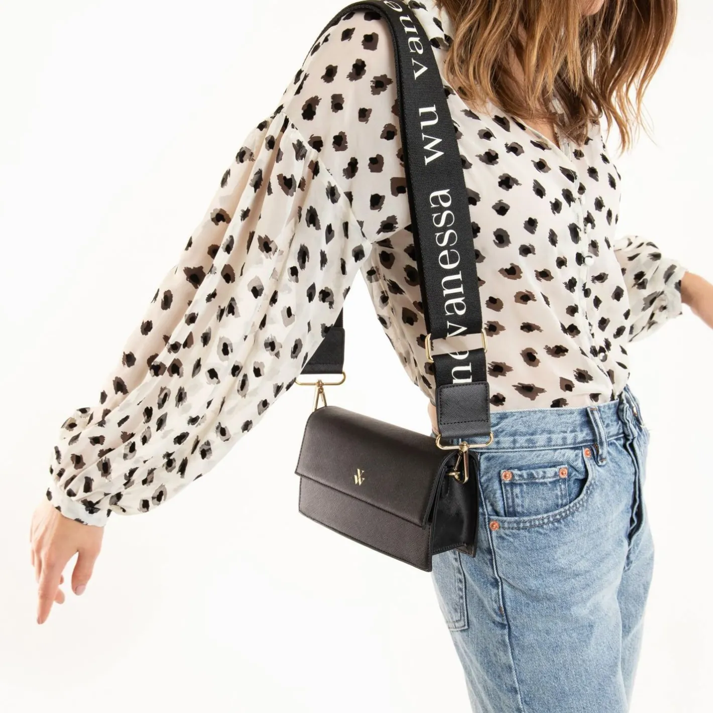 Vanessa Wu Petit Sac Lia Noir A Rabat Clearance