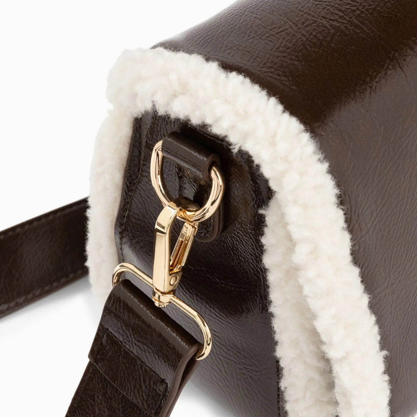 Vanessa Wu Sac Bandouliere Bertina Marron A Rabat Et Faux Shearling Outlet