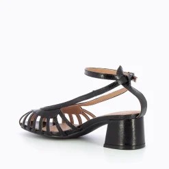 Vanessa Wu Sandales A Talon Ajourees Murielle Noires Discount