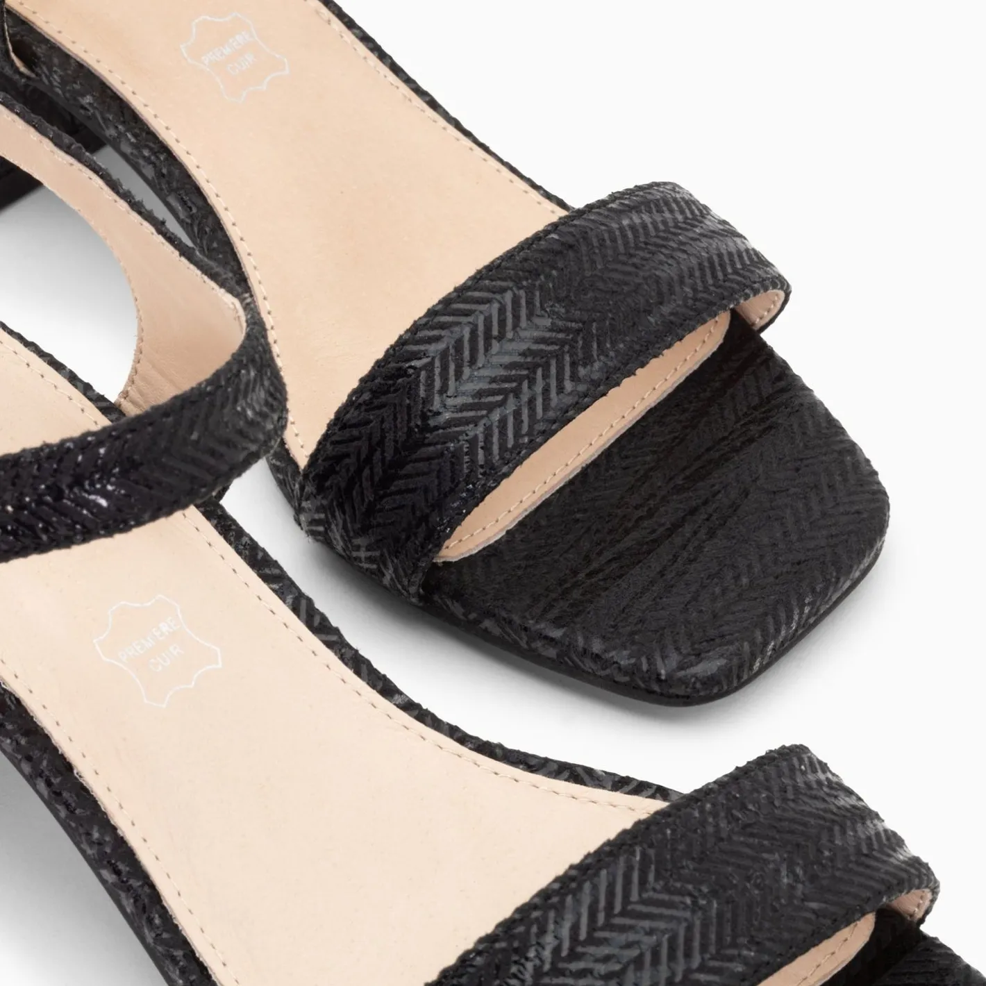 Vanessa Wu Sandales A Talon Jenna Noires En Tissu Jacquard Clearance