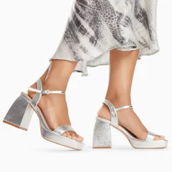 Vanessa Wu Sandales A Talon Martha Argent Outlet