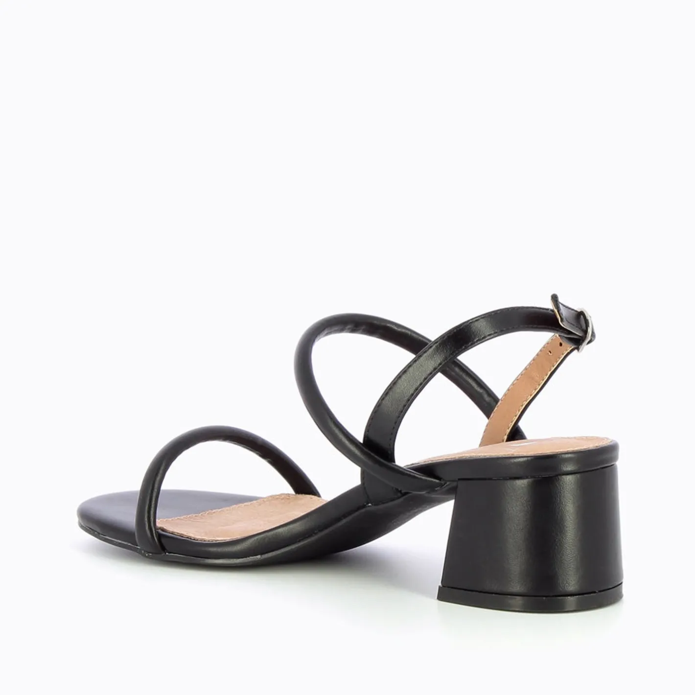 Vanessa Wu Sandales A Talon Minimalistes Cynthia Noires Hot