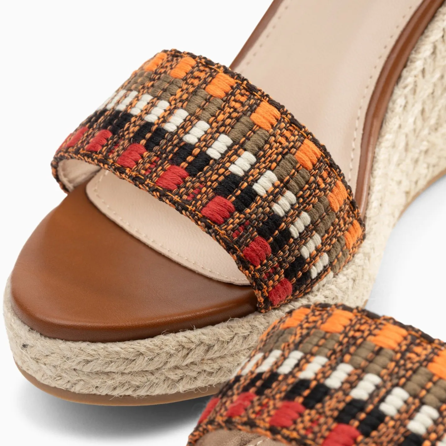 Vanessa Wu Sandales Compensees Honorine Camel En Tissu Jacquard Online
