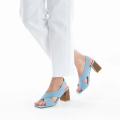 Vanessa Wu Sandales Dakota Bleu Clair A Brides Croisees Et Talon Haut Online