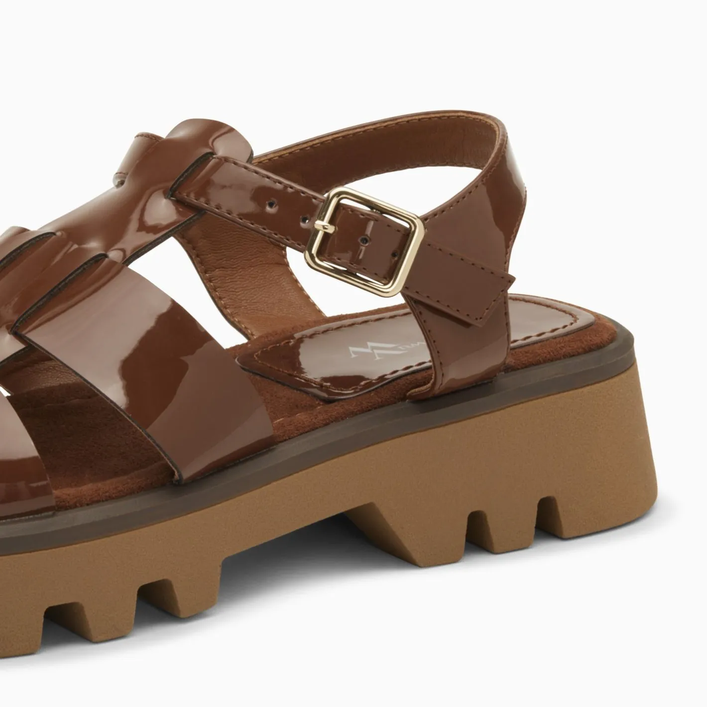 Vanessa Wu Sandales Edmee Chocolat Verni A Plateforme Crantee Sale