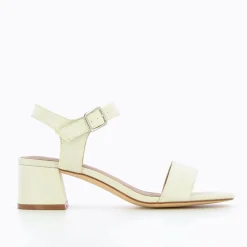 Vanessa Wu Sandales Melissa Beiges A Petit Talon Epais Sale