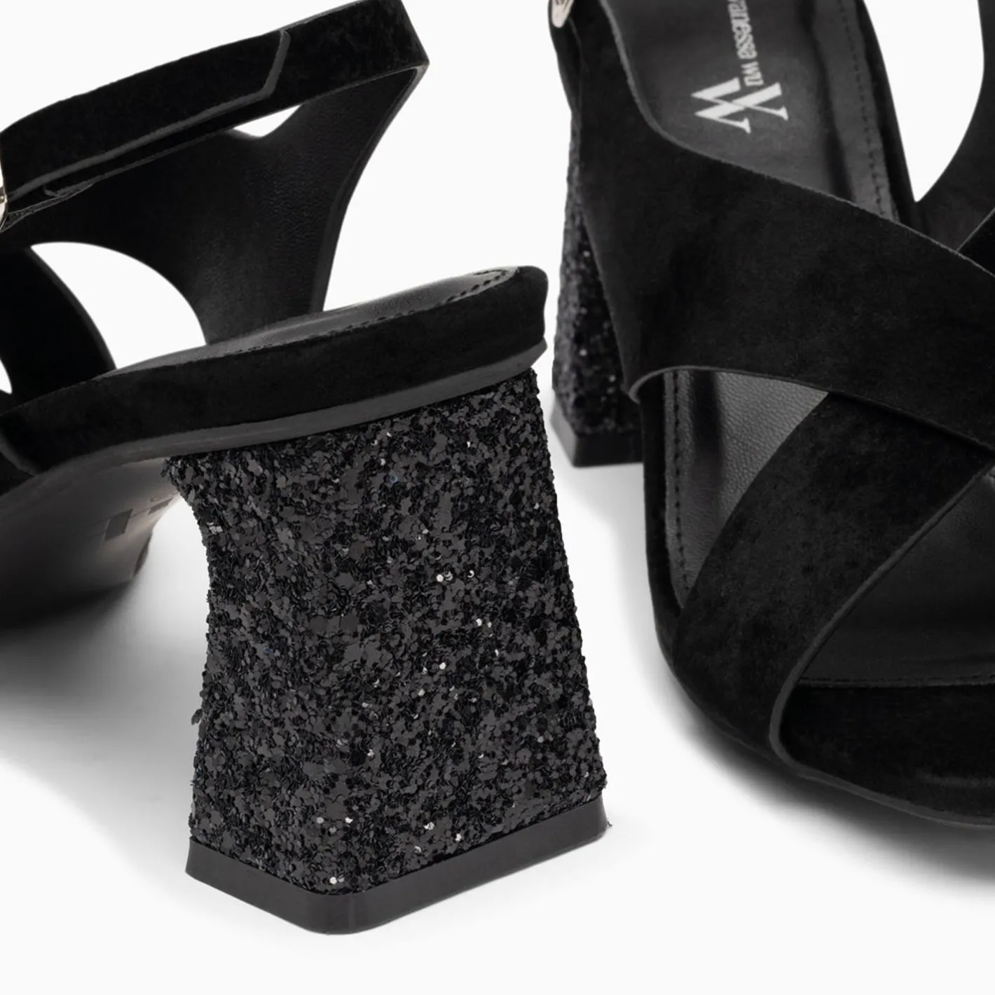 Vanessa Wu Sandales Milan Noires A Brides Croisees Et Talon Noir Paillete Sale