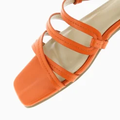 Vanessa Wu Sandales Plates Aniyah Orange A Bout Carre New