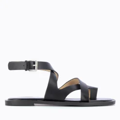 Vanessa Wu Sandales Plates Magali Noires A Passe-Pouce Best