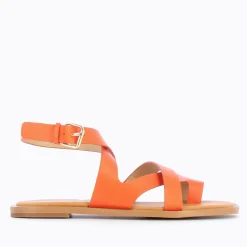 Vanessa Wu Sandales Plates Magali Orange A Passe-Pouce Clearance
