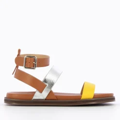 Vanessa Wu Sandales Plates Ninon Camel A Brides Argent Et Jaune Hot